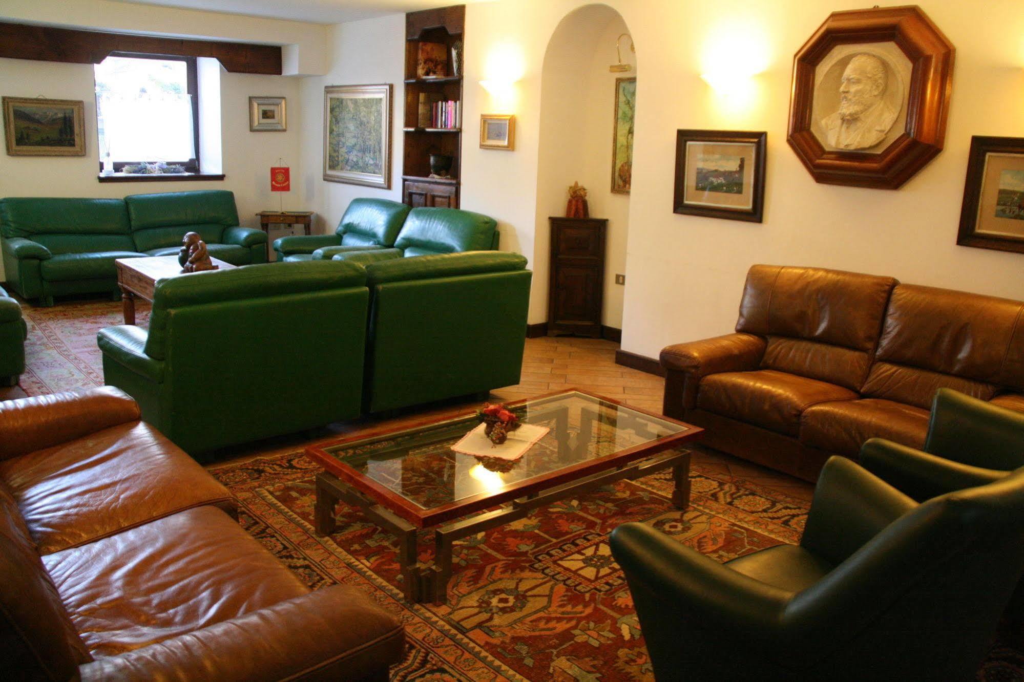 Clementi Hotel 4*