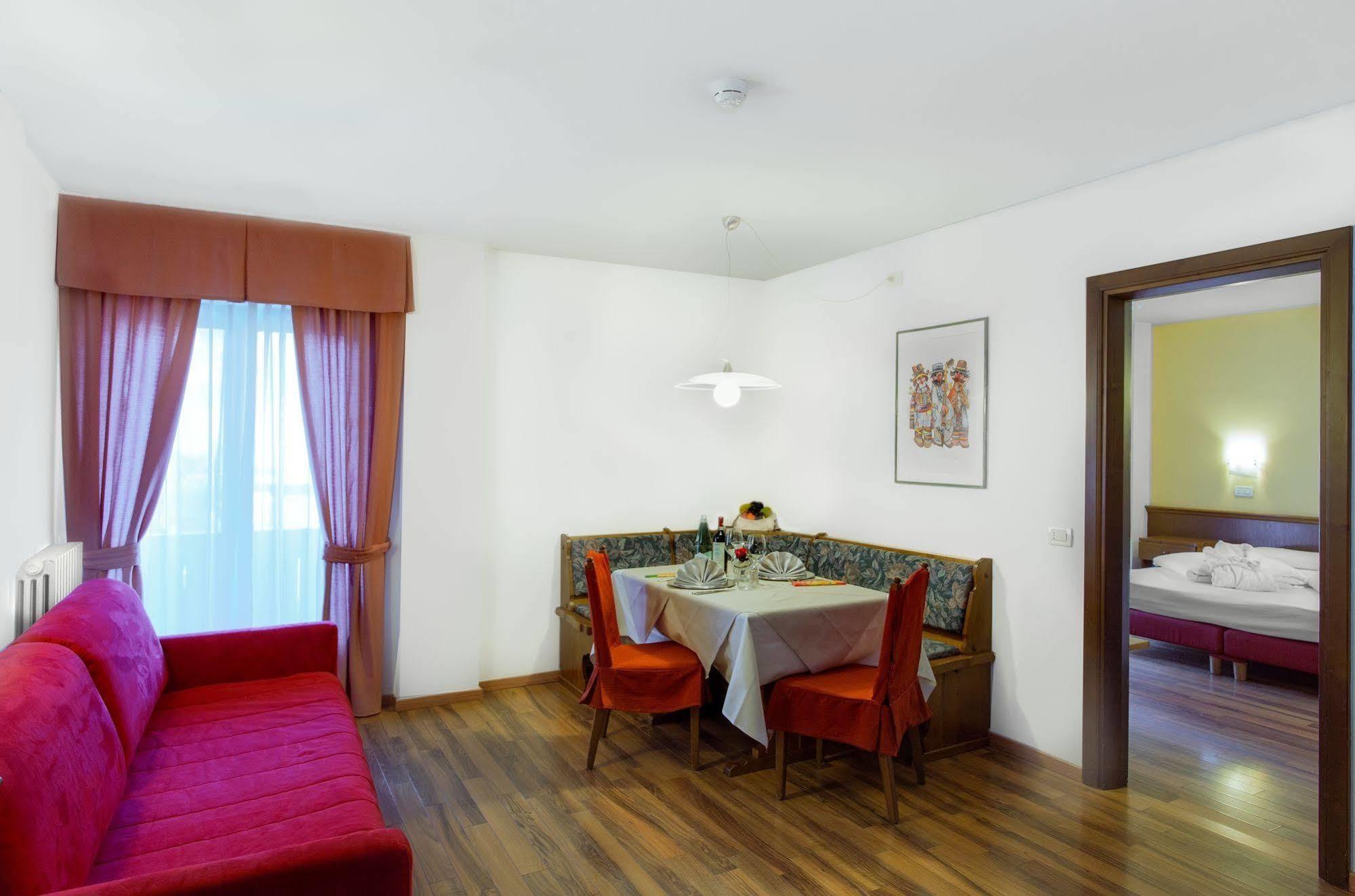 Hotel Clementi